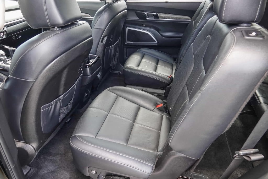 2022 Kia Telluride EX 11