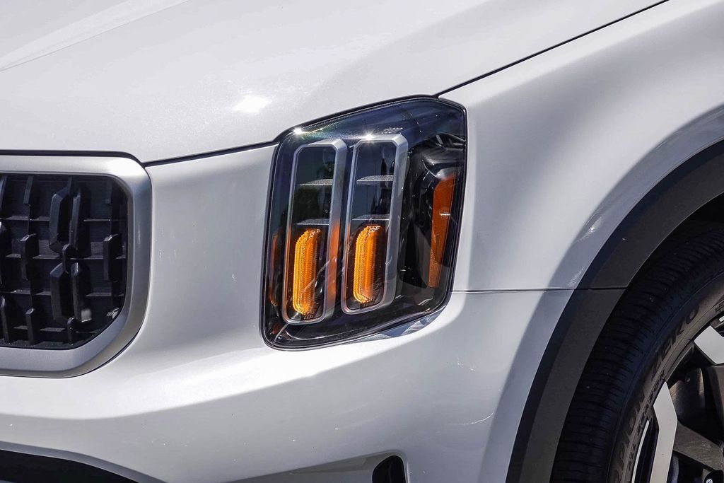 Thumbnail: 2024 Kia Telluride - 20