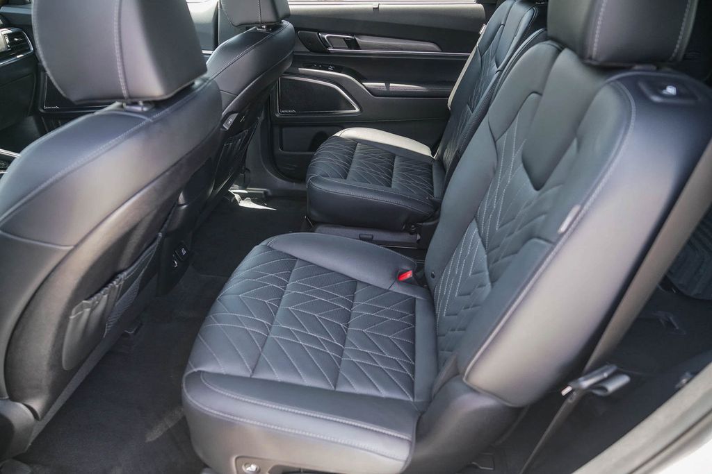 Thumbnail: 2025 Kia Telluride - 10