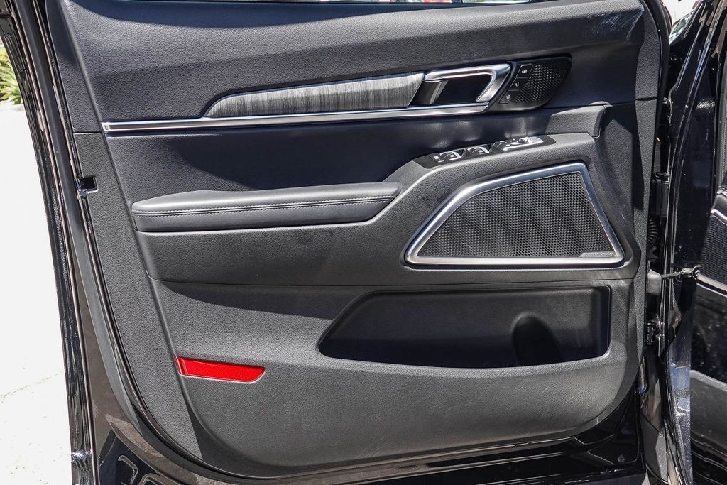 Thumbnail: 2024 Kia Telluride - 23