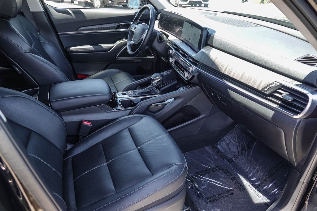 Thumbnail: 2024 Kia Telluride - 8