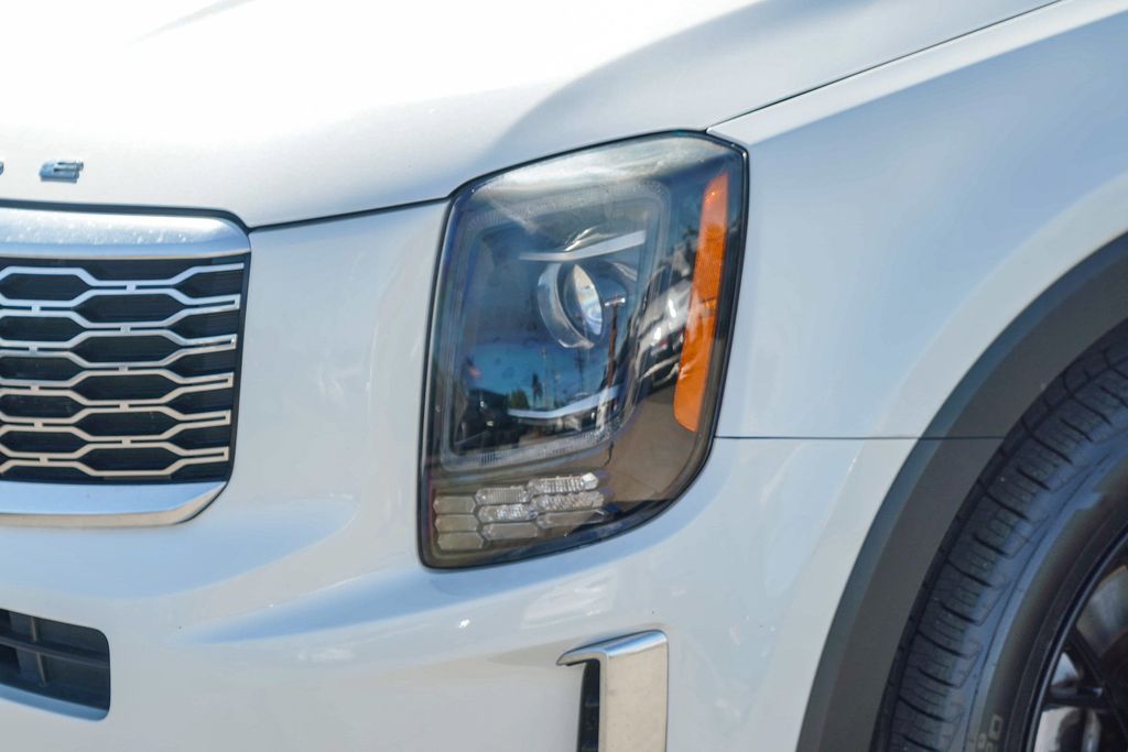 Thumbnail: 2020 Kia Telluride - 20