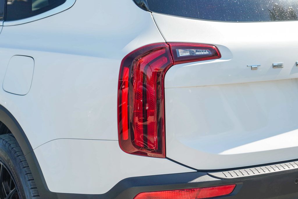 Thumbnail: 2020 Kia Telluride - 19