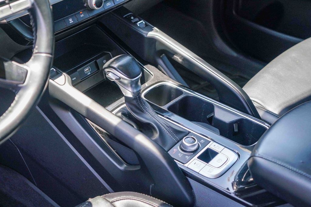 Thumbnail: 2021 Kia Telluride - 11