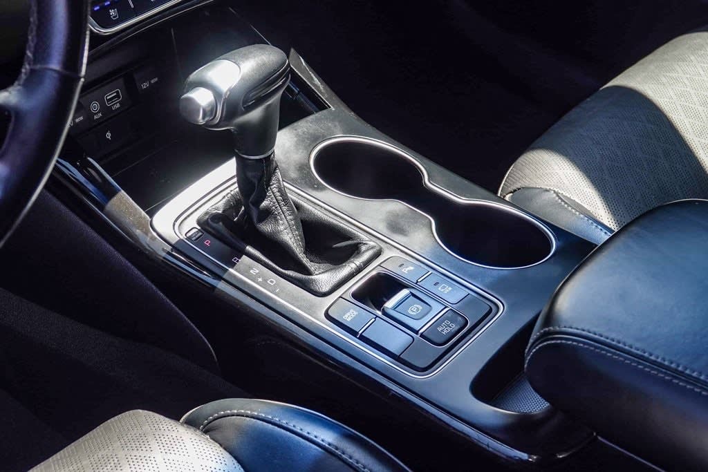 Thumbnail: 2019 Kia Sorento - 11