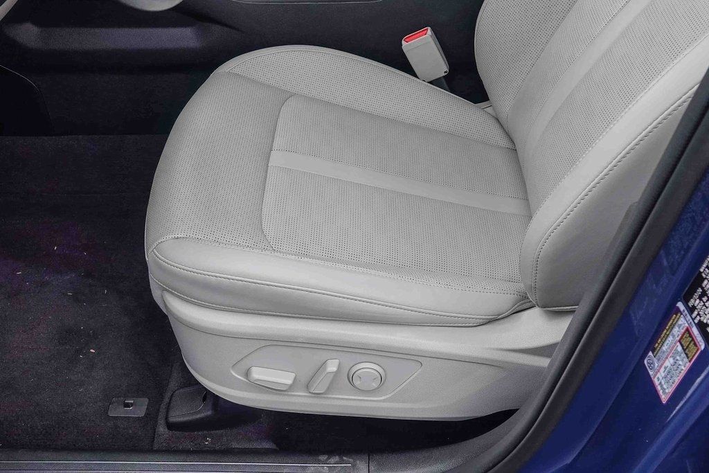 Thumbnail: 2024 Kia Sorento - 23