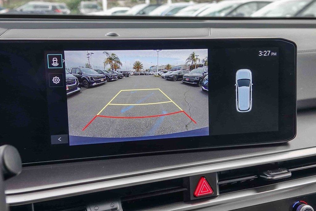 Thumbnail: 2024 Kia Sorento - 25