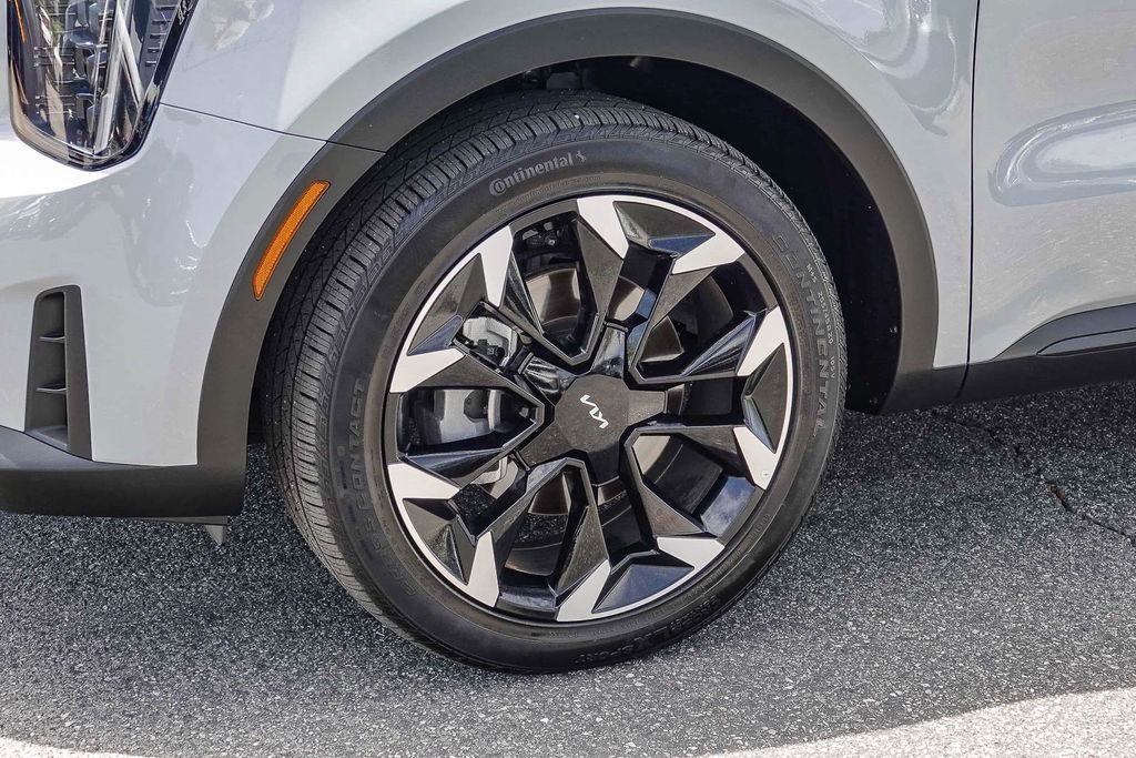 Thumbnail: 2024 Kia Sorento - 6