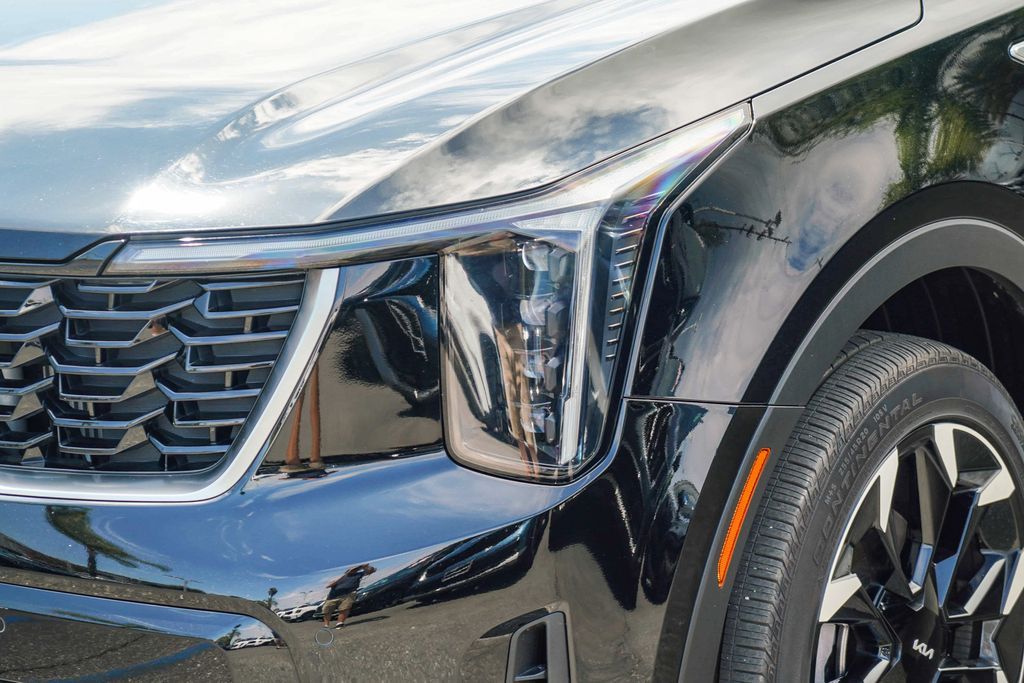 Thumbnail: 2025 Kia Sorento - 19