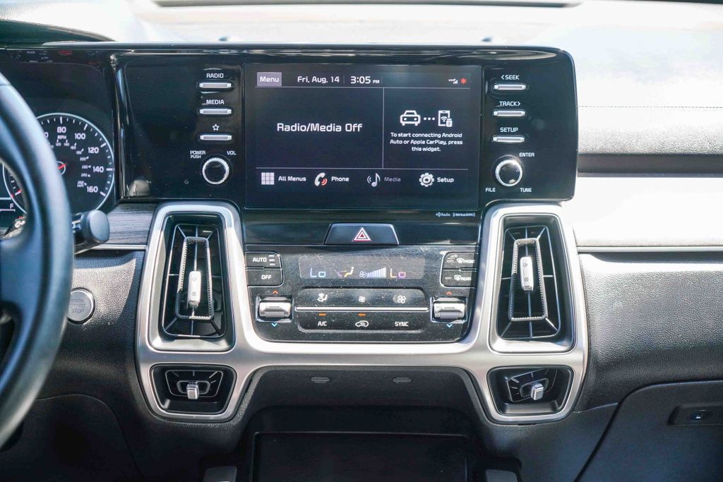 Thumbnail: 2021 Kia Sorento - 11