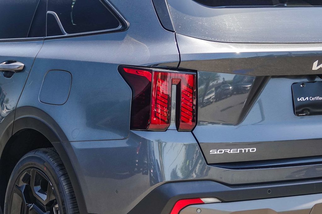 Thumbnail: 2024 Kia Sorento - 16