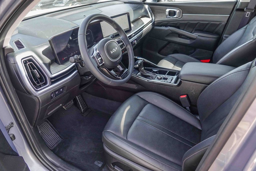 Thumbnail: 2024 Kia Sorento - 9
