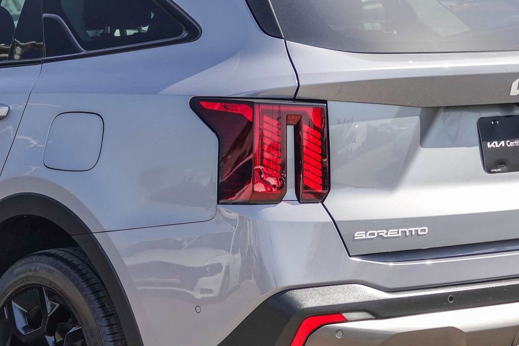 Thumbnail: 2024 Kia Sorento - 18
