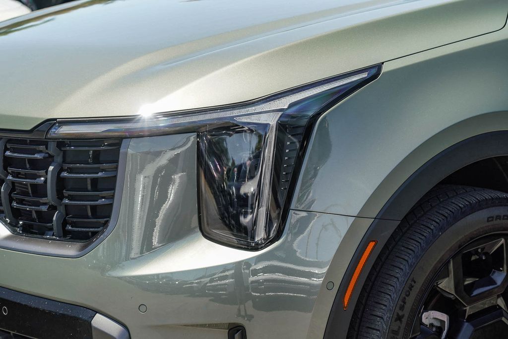 Thumbnail: 2024 Kia Sorento - 20