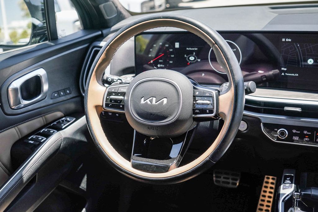 Thumbnail: 2024 Kia Sorento - 8