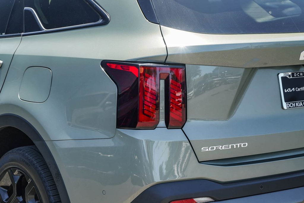 Thumbnail: 2024 Kia Sorento - 19