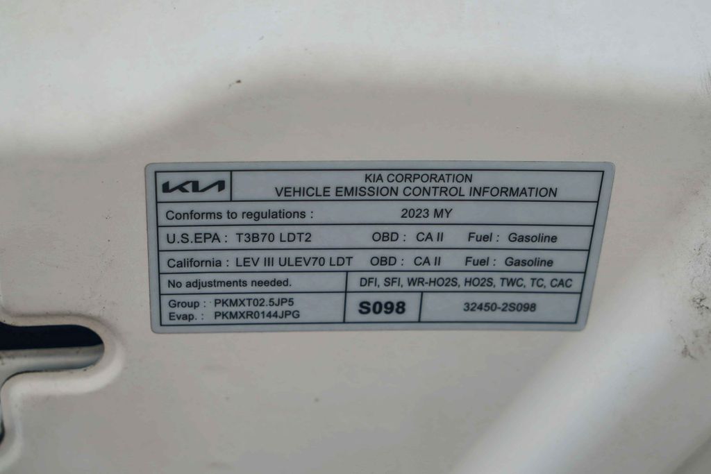 Thumbnail: 2023 Kia Sorento - 15