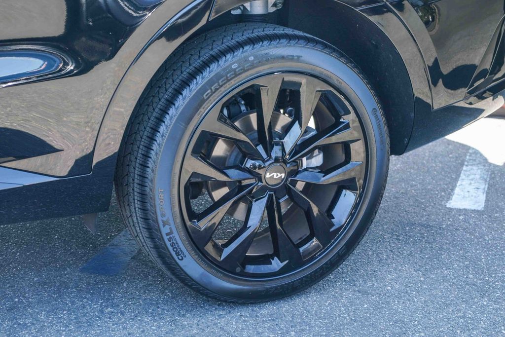 Thumbnail: 2023 Kia Sorento - 21