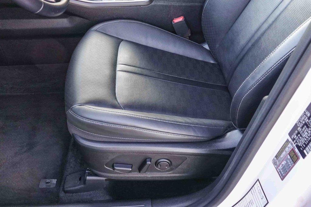 Thumbnail: 2024 Kia Sorento - 24