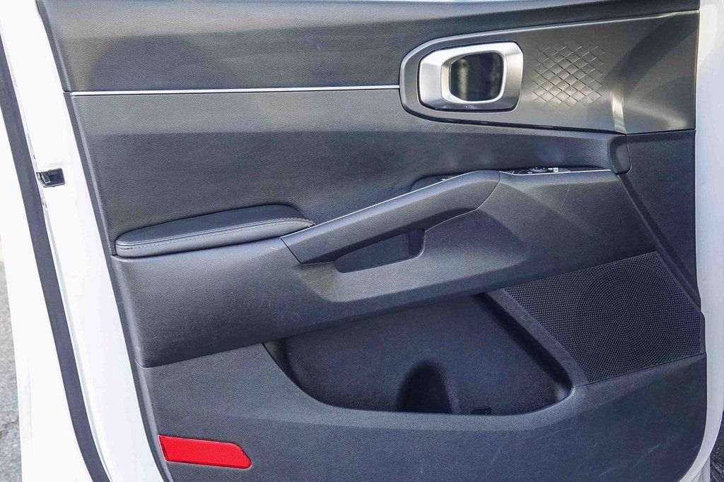 Thumbnail: 2024 Kia Sorento - 23