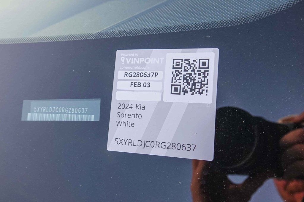 Thumbnail: 2024 Kia Sorento - 29