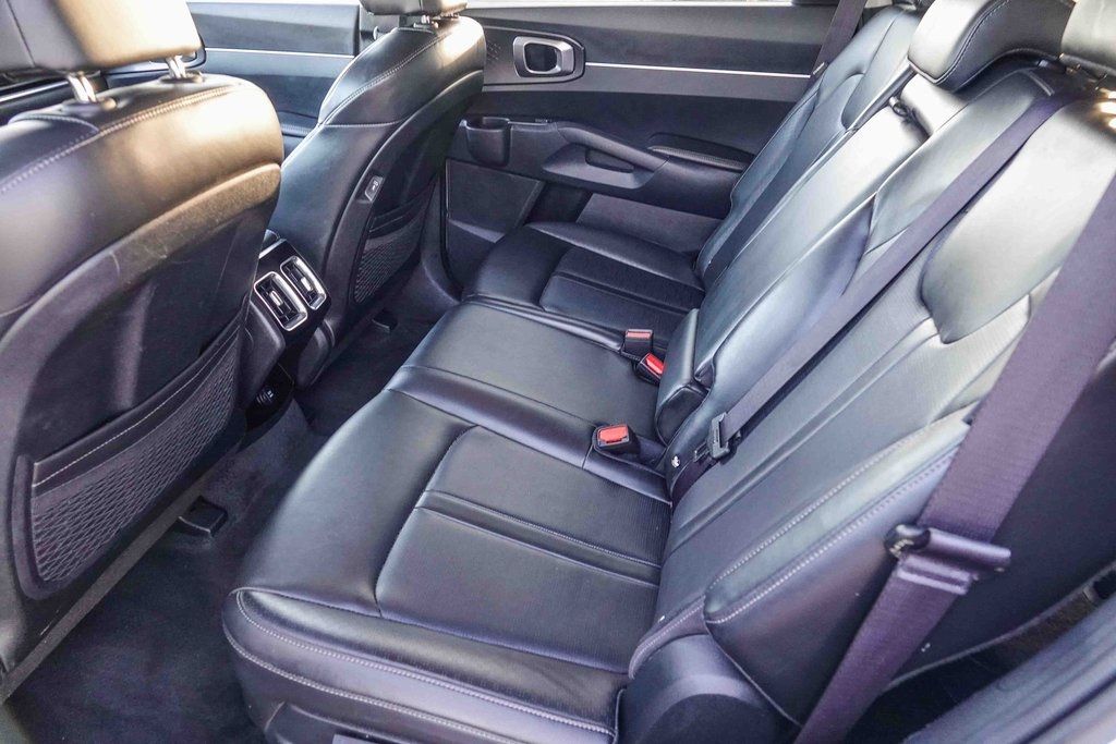 Thumbnail: 2024 Kia Sorento - 11