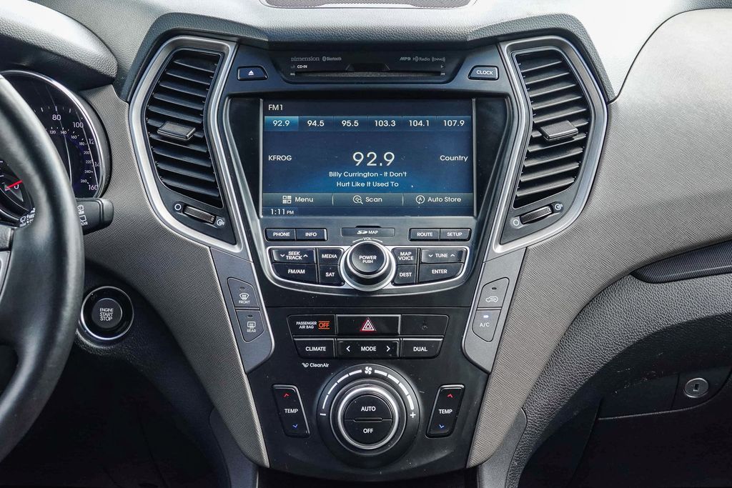 Thumbnail: 2013 Hyundai Santa Fe - 11