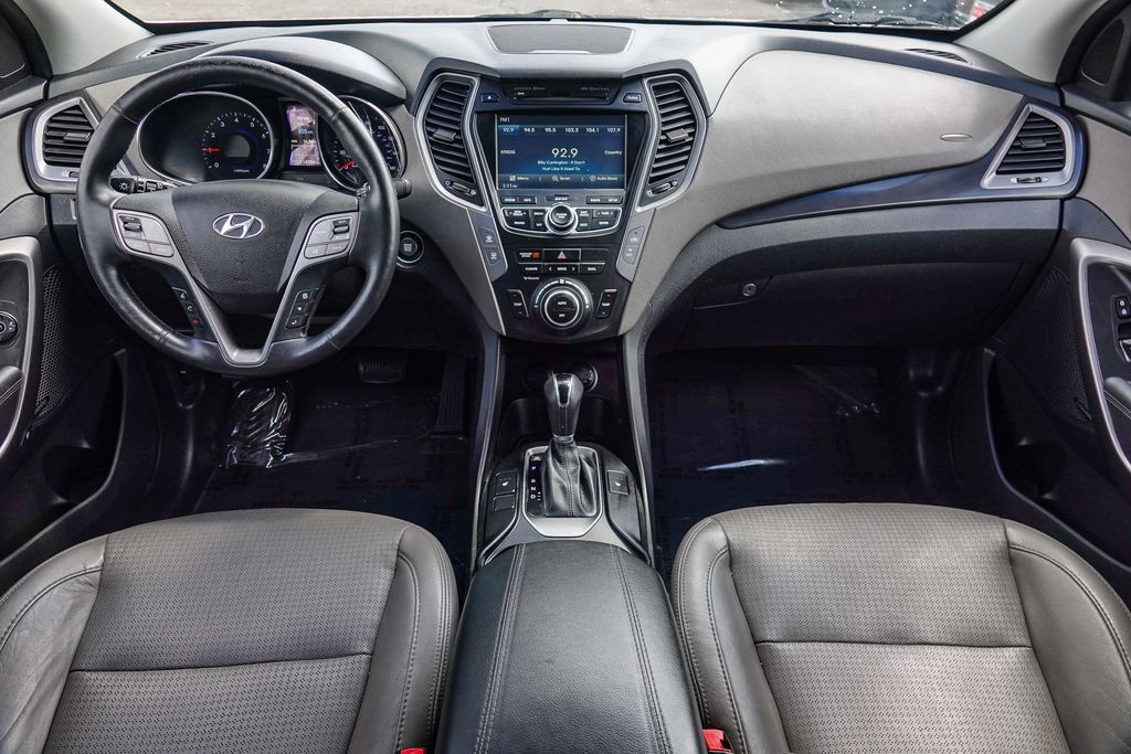 Thumbnail: 2013 Hyundai Santa Fe - 2