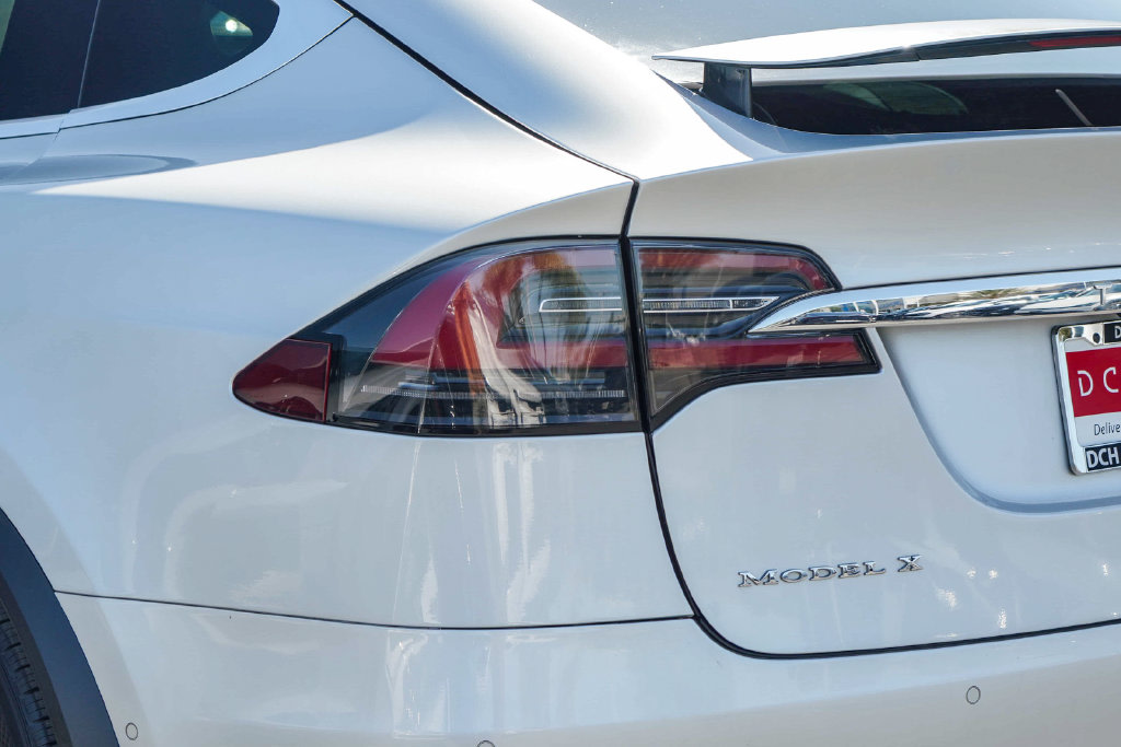 Thumbnail: 2018 Tesla Model X - 6