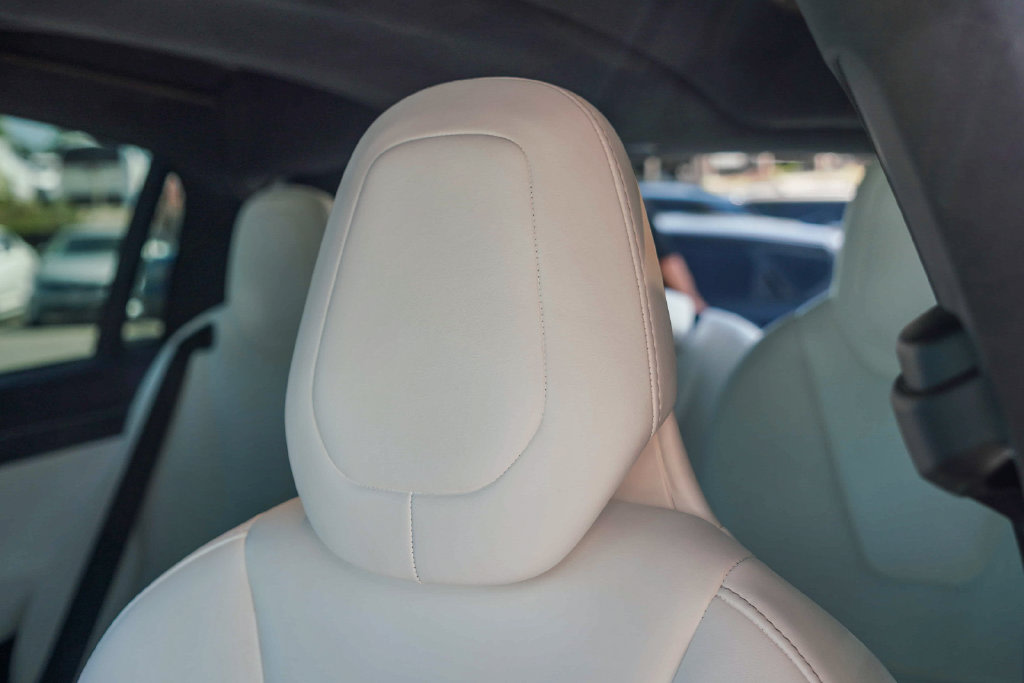 Thumbnail: 2018 Tesla Model X - 27
