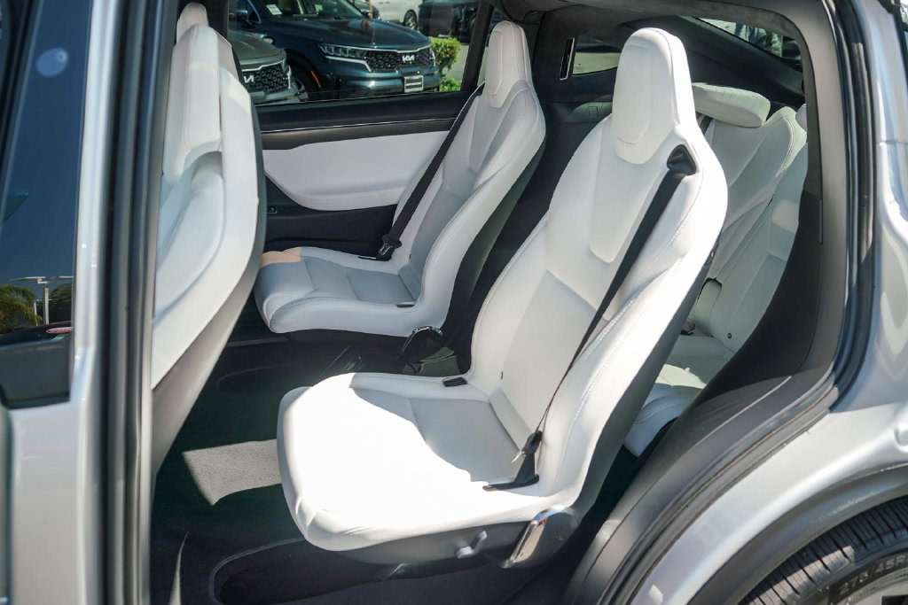 Thumbnail: 2018 Tesla Model X - 11