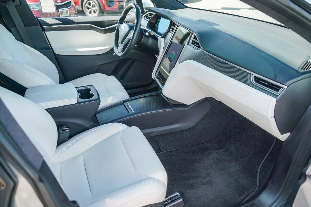 Thumbnail: 2018 Tesla Model X - 9