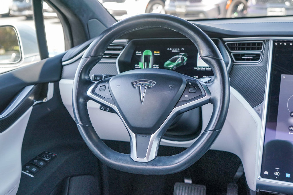 Thumbnail: 2018 Tesla Model X - 8