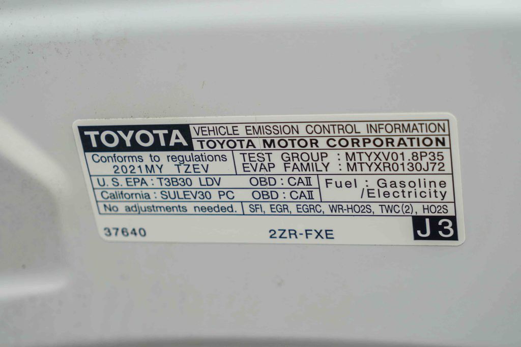 Thumbnail: 2021 Toyota Prius Prime - 16
