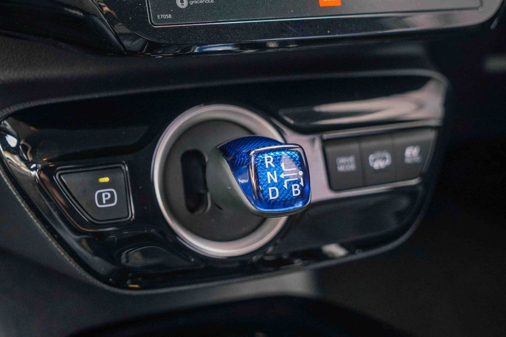 Thumbnail: 2021 Toyota Prius Prime - 21