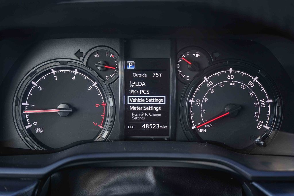 Thumbnail: 2022 Toyota 4Runner - 15