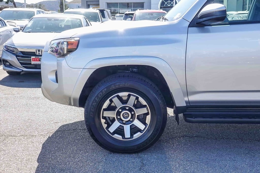Thumbnail: 2024 Toyota 4Runner - 6