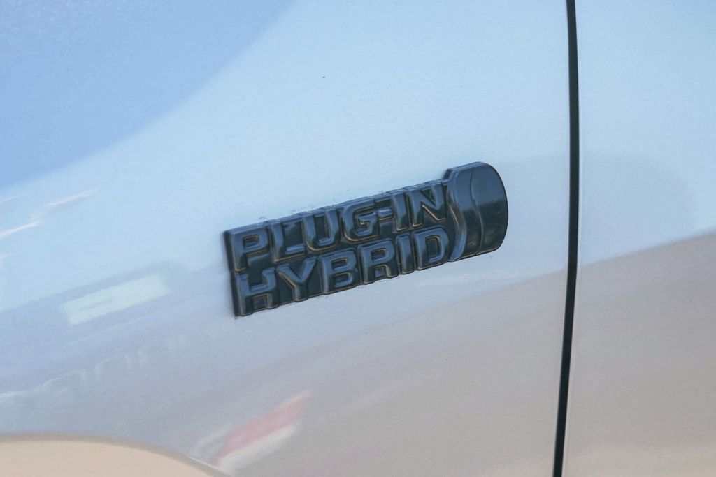 Thumbnail: 2023 Toyota RAV4 - 6