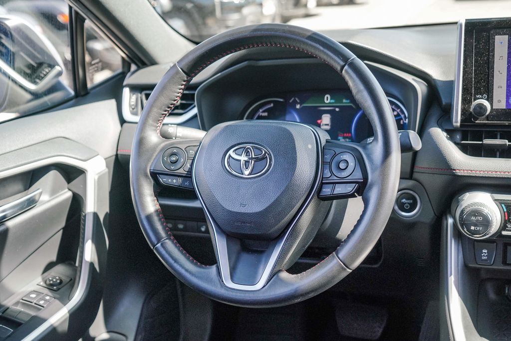 Thumbnail: 2023 Toyota RAV4 - 9