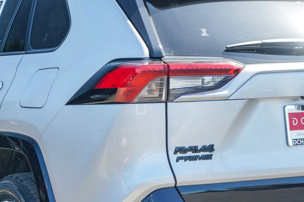 Thumbnail: 2023 Toyota RAV4 - 19