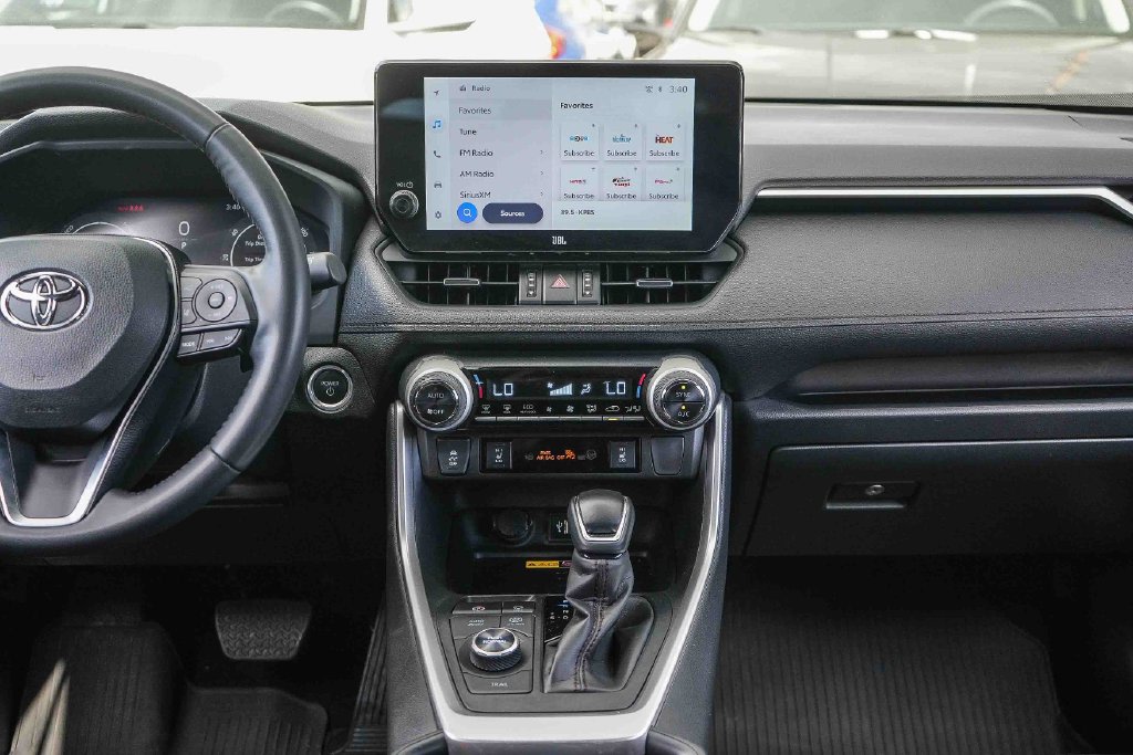 Thumbnail: 2024 Toyota RAV4 - 8