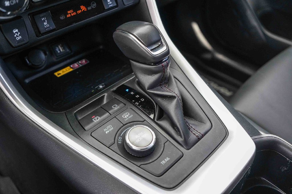 Thumbnail: 2024 Toyota RAV4 - 14