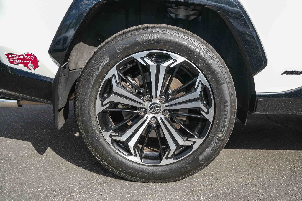 Thumbnail: 2024 Toyota RAV4 - 6