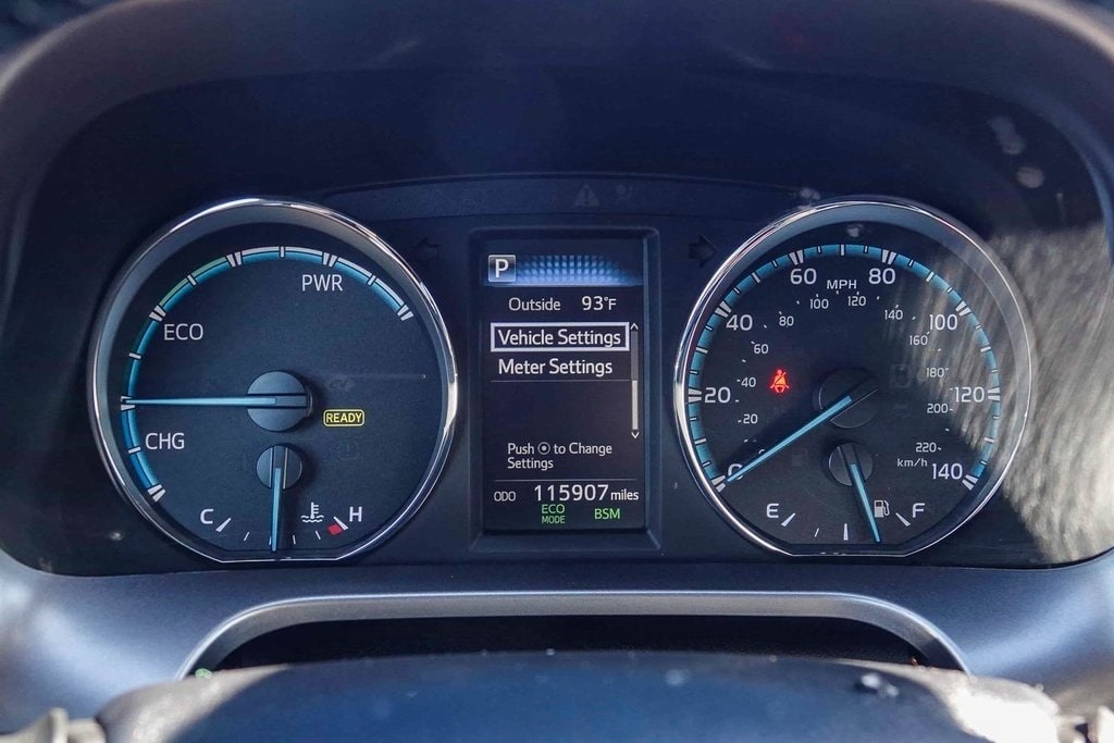 Thumbnail: 2017 Toyota RAV4 - 13