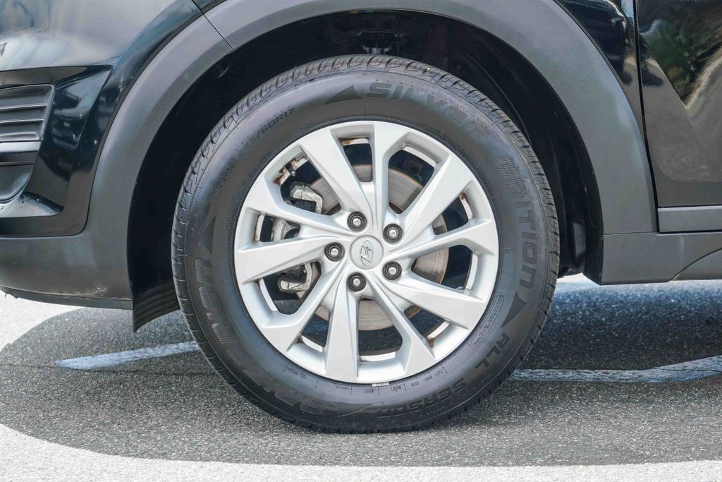 Thumbnail: 2020 Hyundai Tucson - 6
