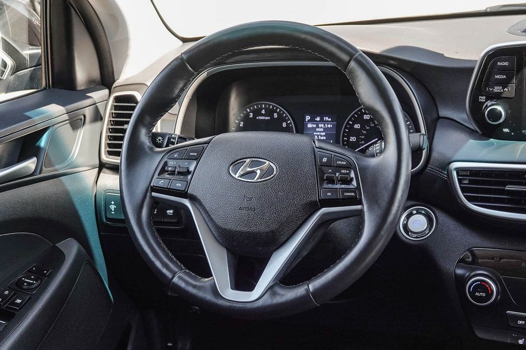 Thumbnail: 2020 Hyundai Tucson - 8