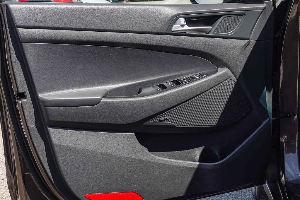 Thumbnail: 2020 Hyundai Tucson - 23