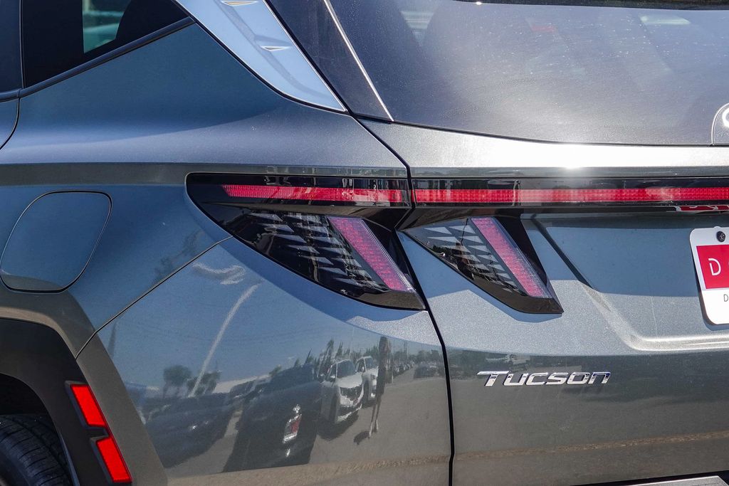 Thumbnail: 2023 Hyundai Tucson - 19