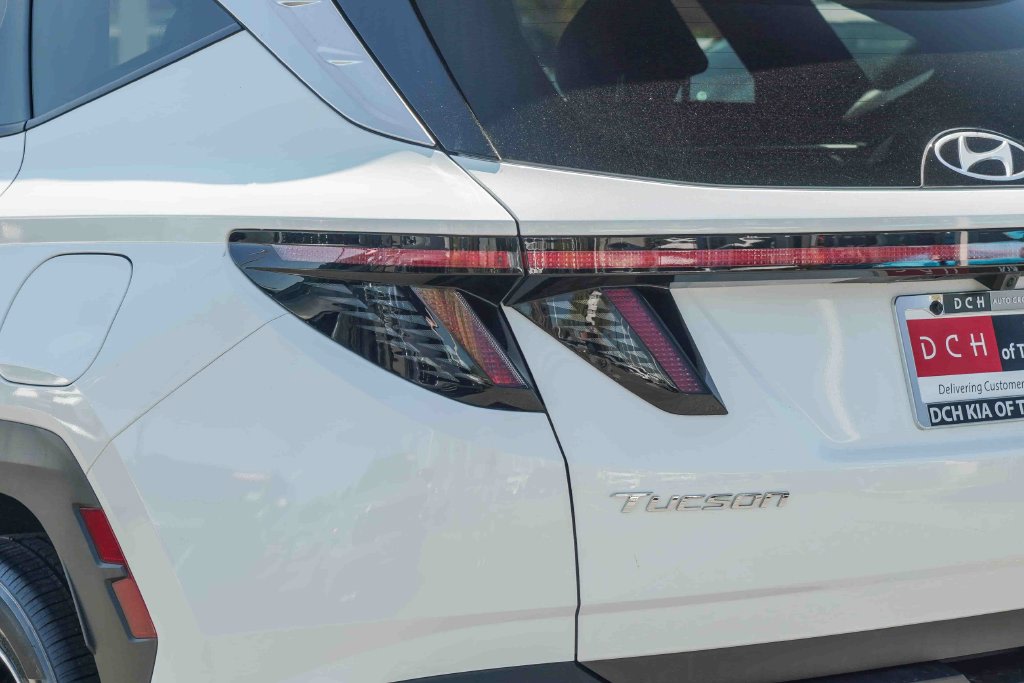 Thumbnail: 2022 Hyundai Tucson - 6