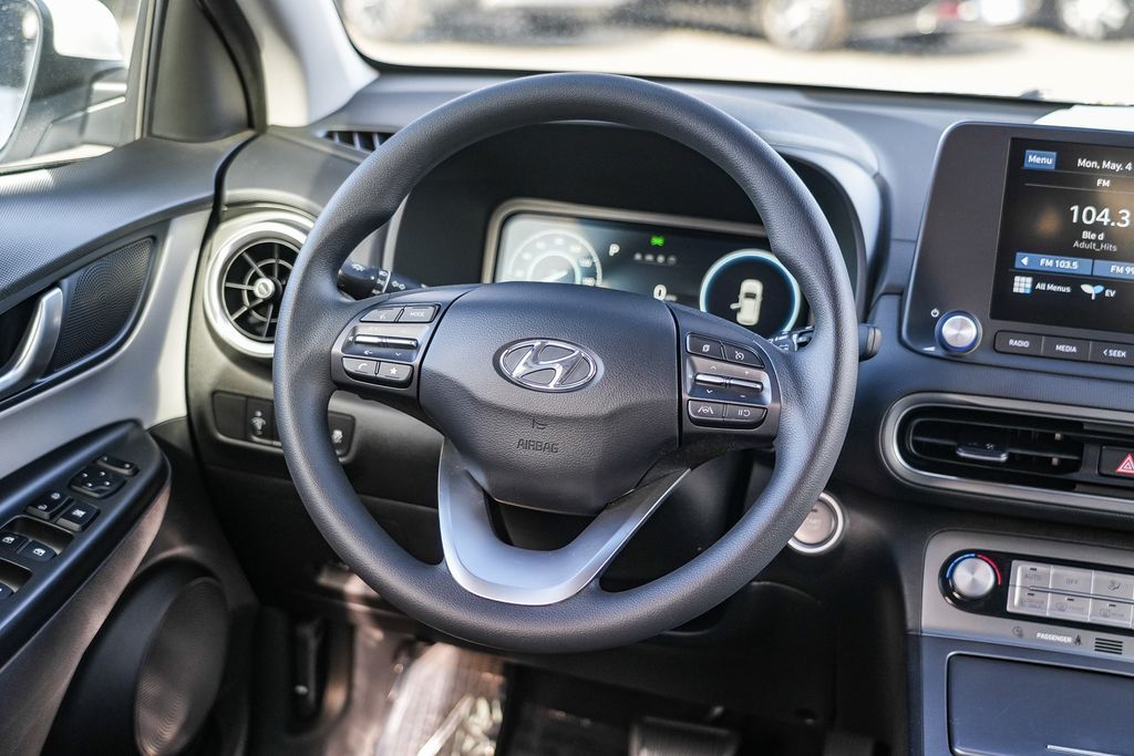 Thumbnail: 2023 Hyundai Kona - 8